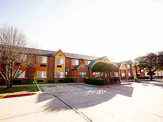 Regency Inn & Suites DFW