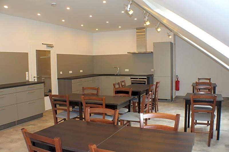 Slamba Hostel