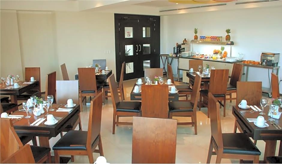 Comfort Inn Cancun Aeropuerto Mexico Rates From Mxn700