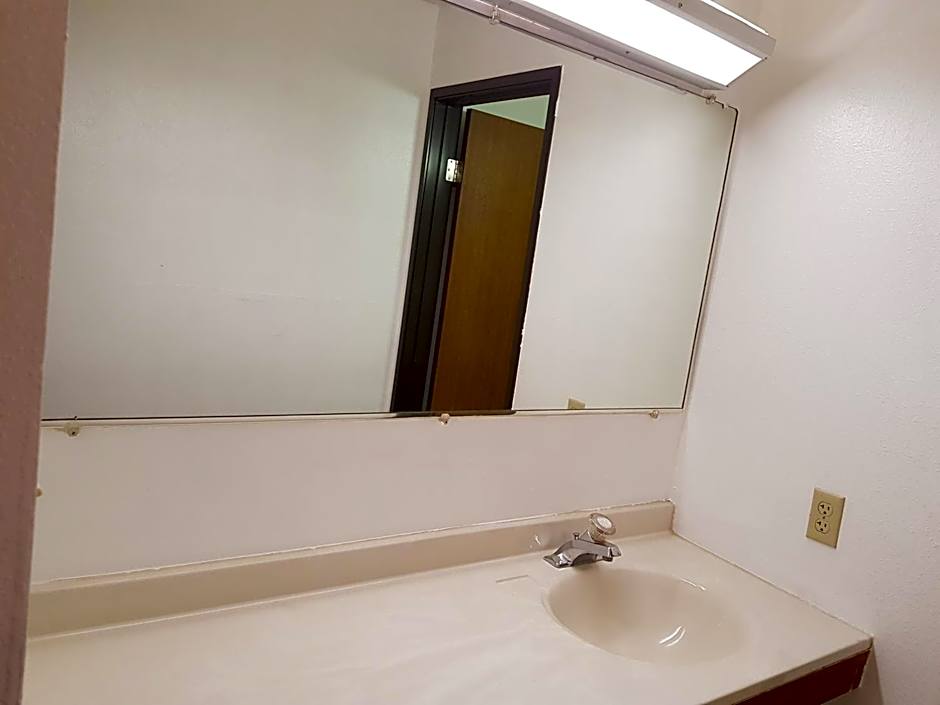 Le Mars Inn and Suites