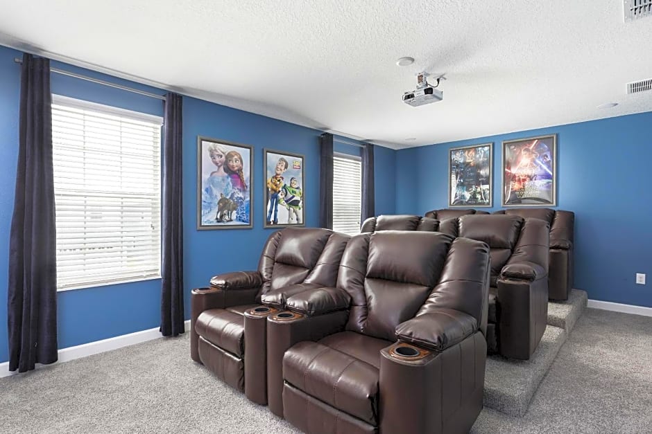 Champions Gate Resort, Game Room, Theater, Near Attractions!!