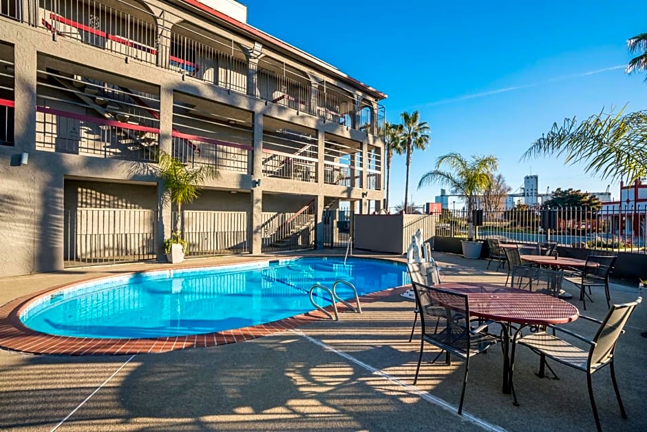 Red Roof Inn Stockton