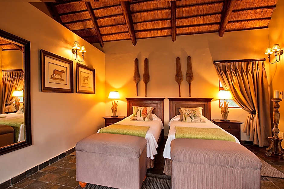 Amakhosi Safari Lodge
