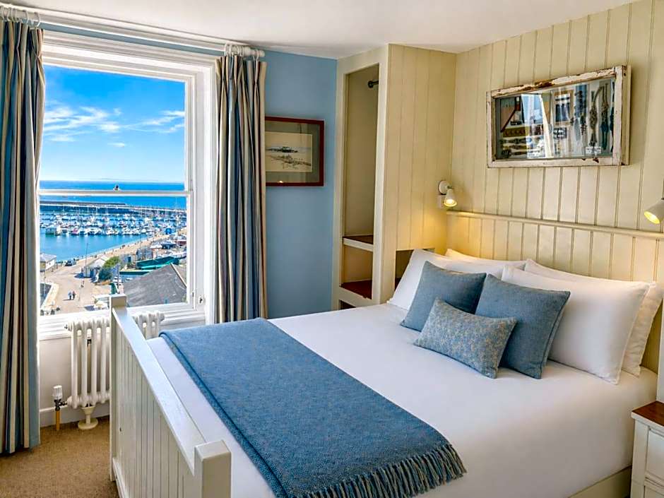The Royal Harbour Hotel