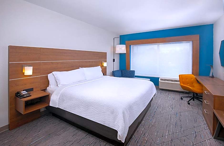 Holiday Inn Express & Suites - Carrollton West By IHG