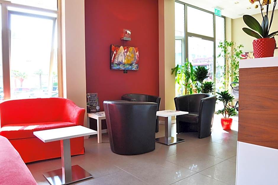 Hotel Midi