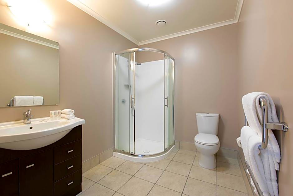 Quest On Ward Serviced Apartments