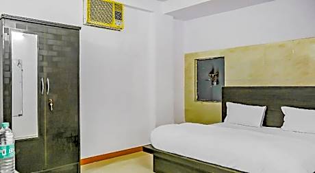 Hotel O RN Residency