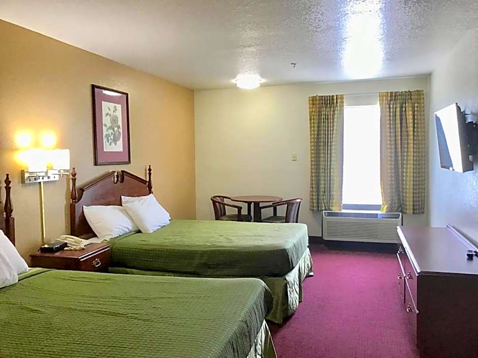 Super 8 by Wyndham Kinder/Coushatta near Casino