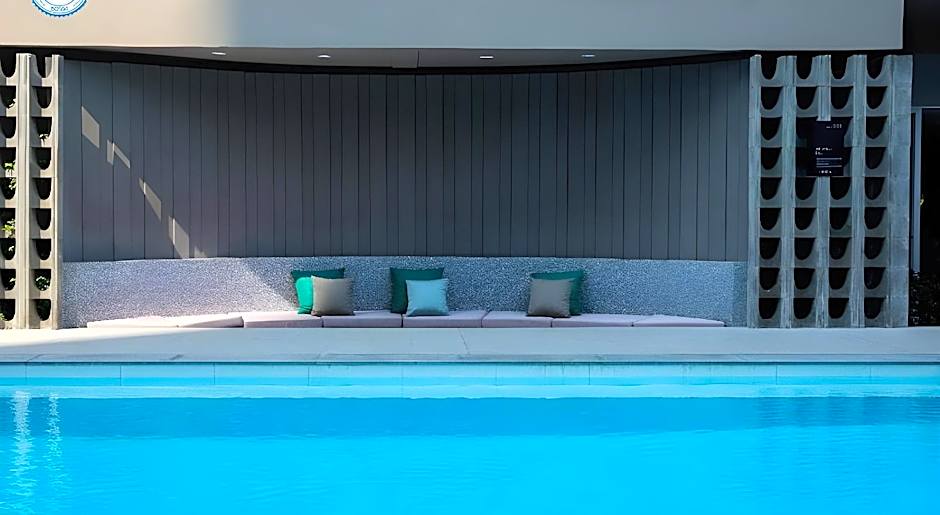 Reno Hotel Bangkok