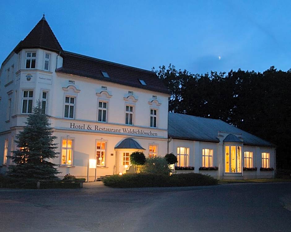Hotel & Restaurant Waldschlosschen
