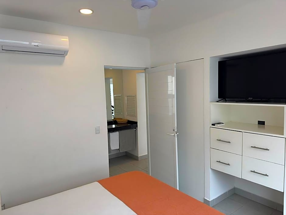 Papaya Condo Acapulco Diamante -Solo Adultos