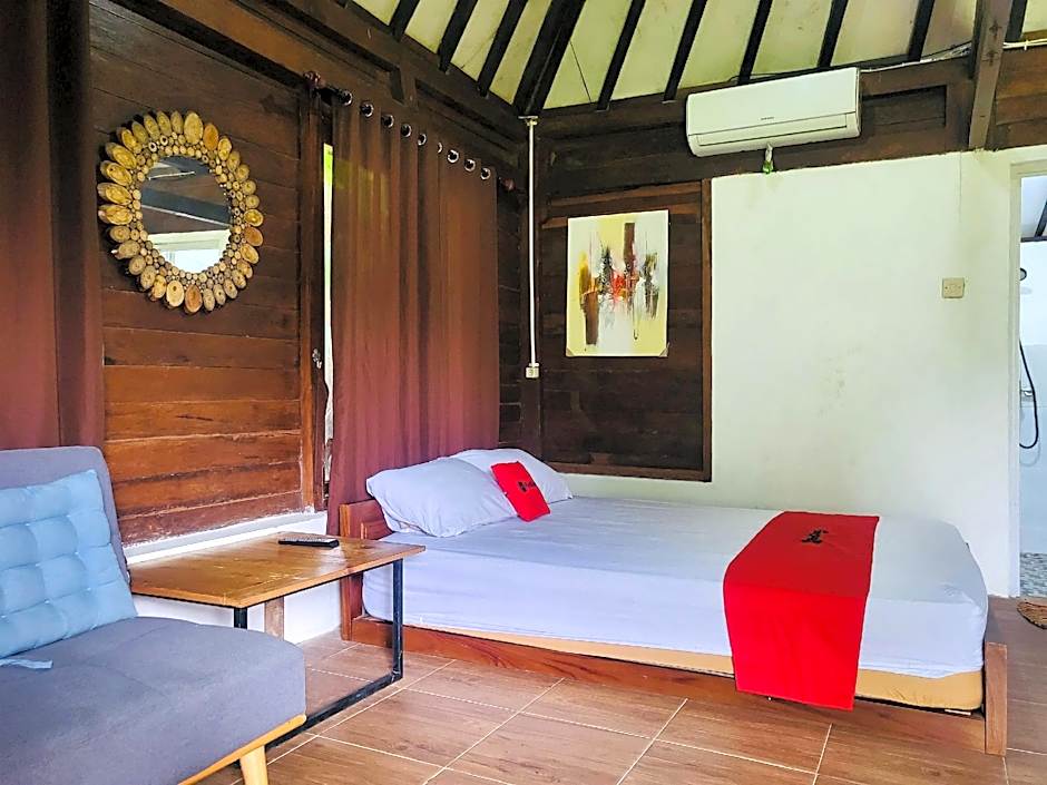 RedDoorz Syariah Near Wisata Durensewu Pandaan