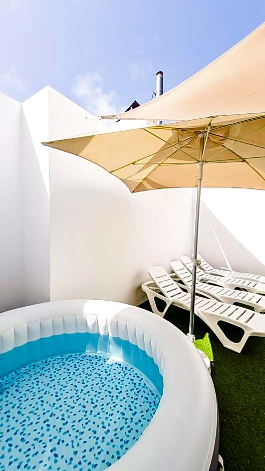 Atypicap Capsule Hostel