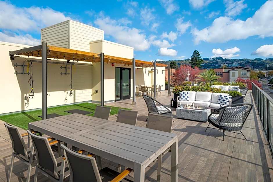 Aiden by Best Western Berkeley