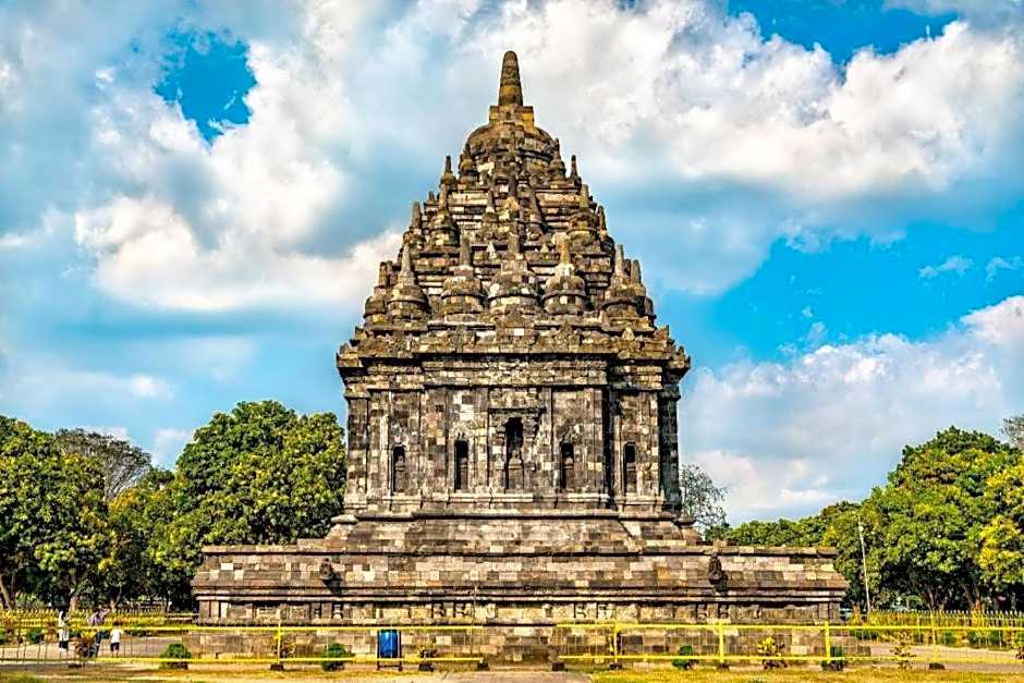 OYO 611 The Edwin Syariah