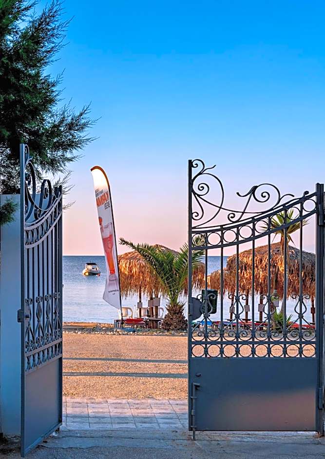 The Grove Seaside Hotel