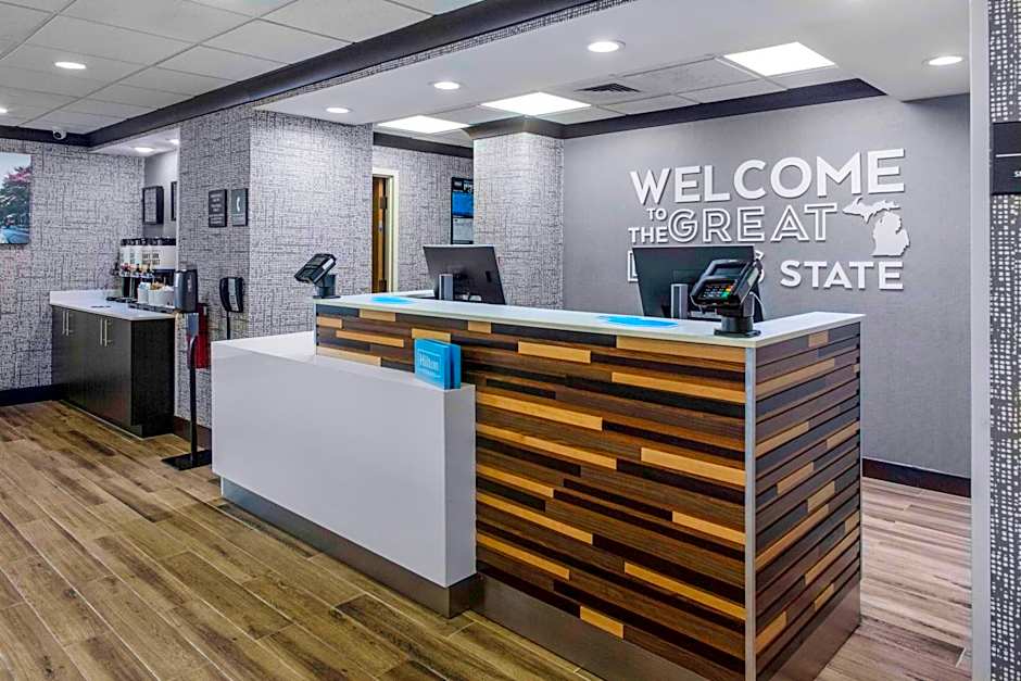Hampton Inn By Hilton Detroit/Northville