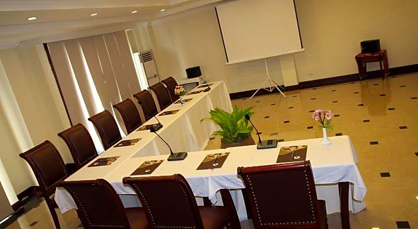 Phasouk Vien Chantra Hotel