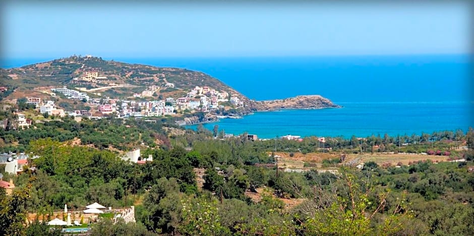 VILLA UPHORIA  with private pool and garden