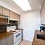 Carmana Hotel & Suites