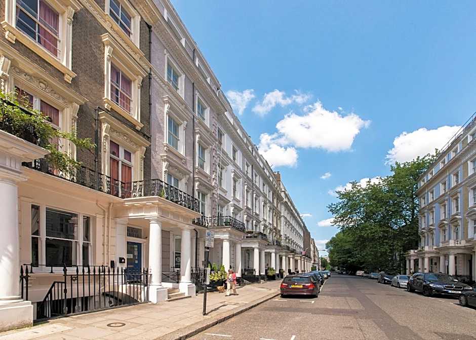 Astor Kensington Hostel