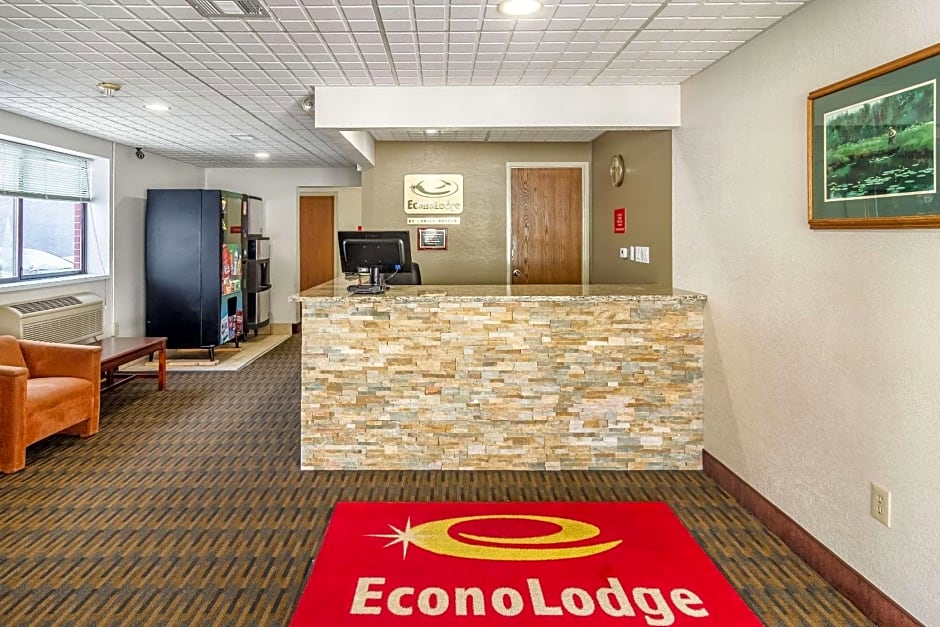 Econo Lodge Cadillac