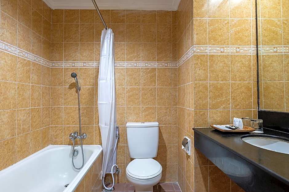 JIMBARWANA HOTEL