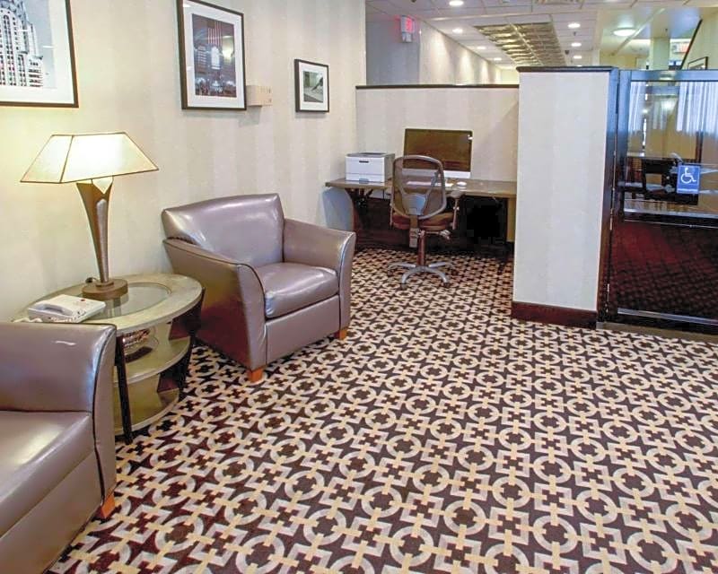 Best Western Paramus Hotel & Suites