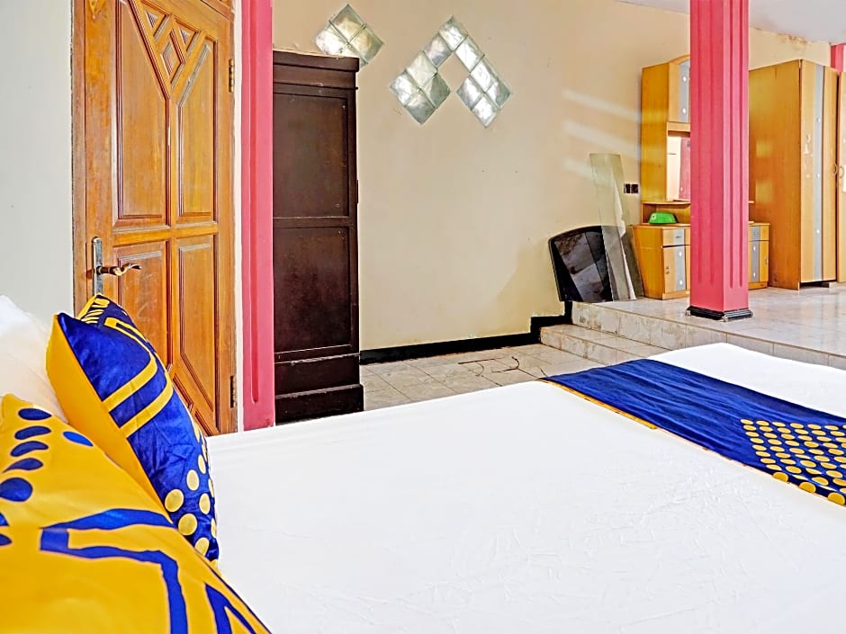 SPOT ON 91890 Kost Kalasan Syariah