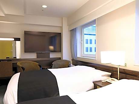 Junior Suite - Non-Smoking