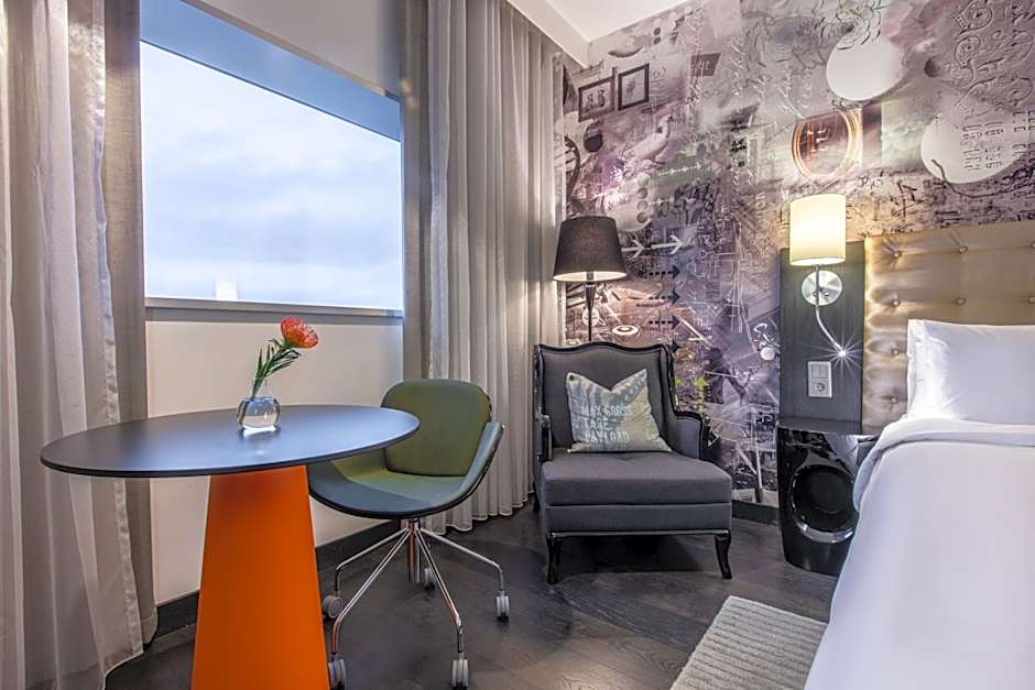Radisson Blu Riverside Hotel