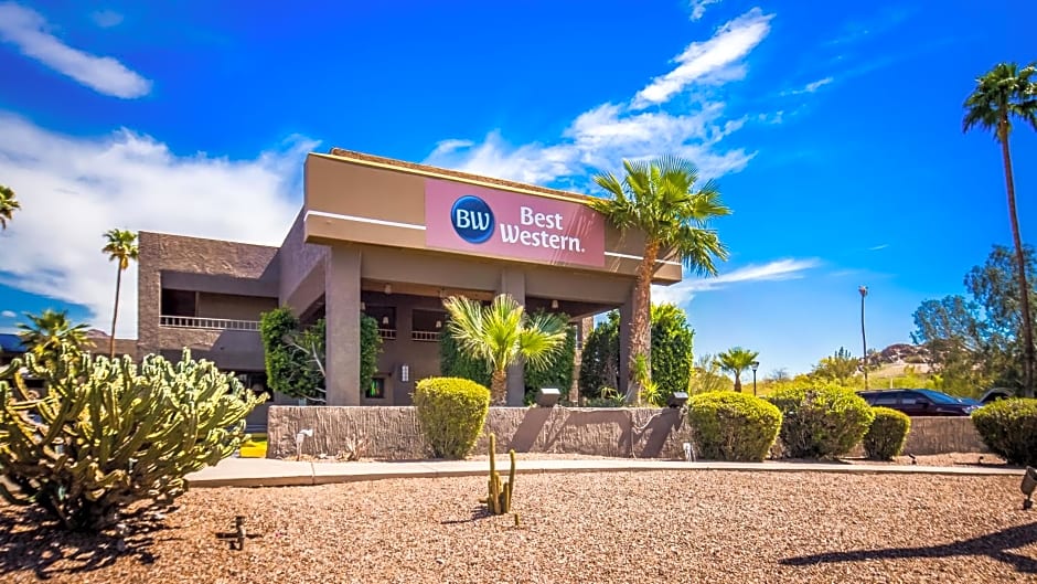 Best Western InnSuites Phoenix Hotel & Suites