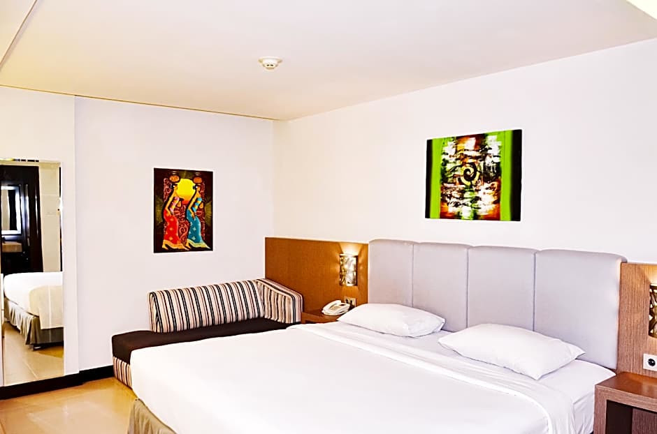 Euphoria Hotel