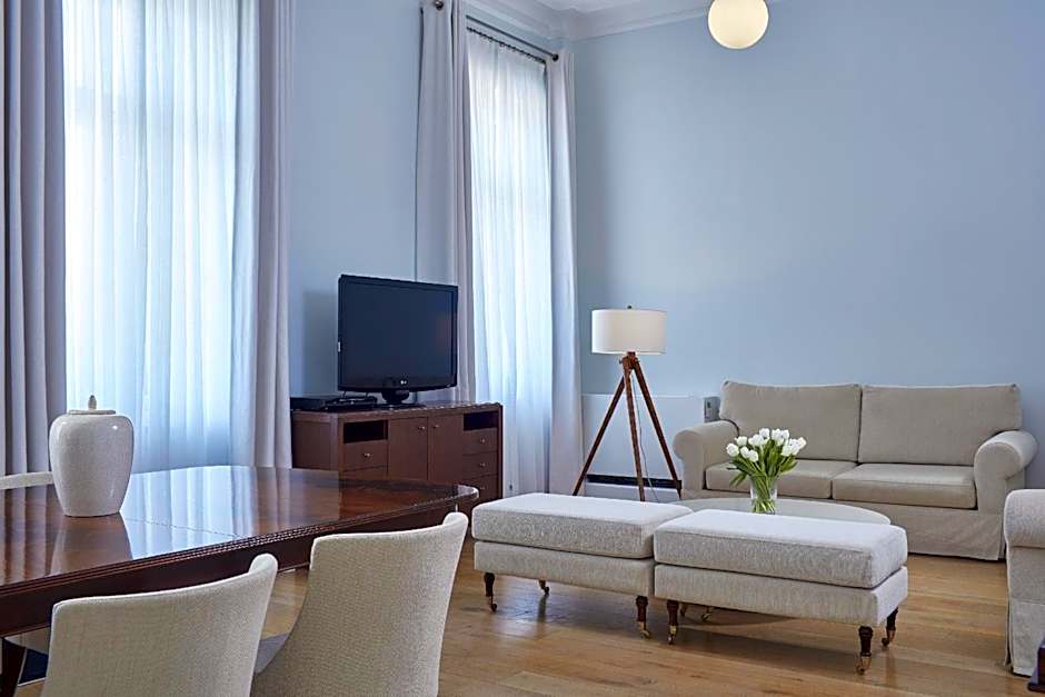 Poseidonion Grand Hotel