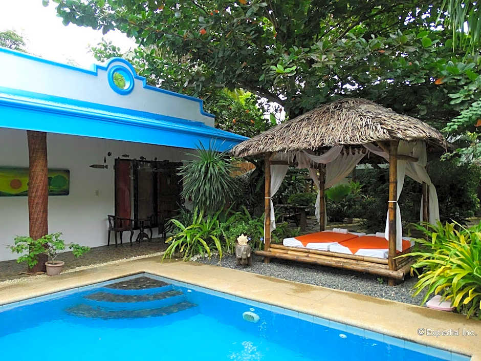 Floral Villarosa Hotel