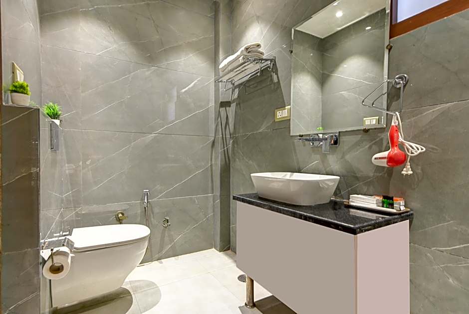 Qotel Comfort Ashok Vihar