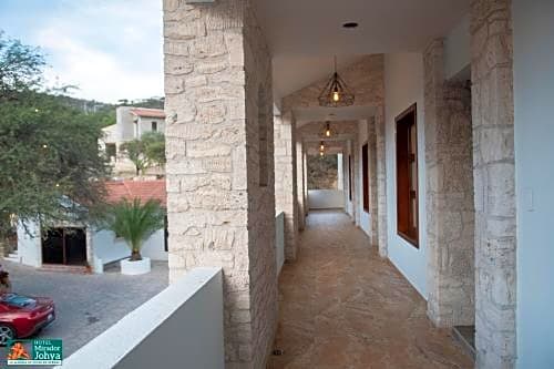 Mirador Johya Hotel