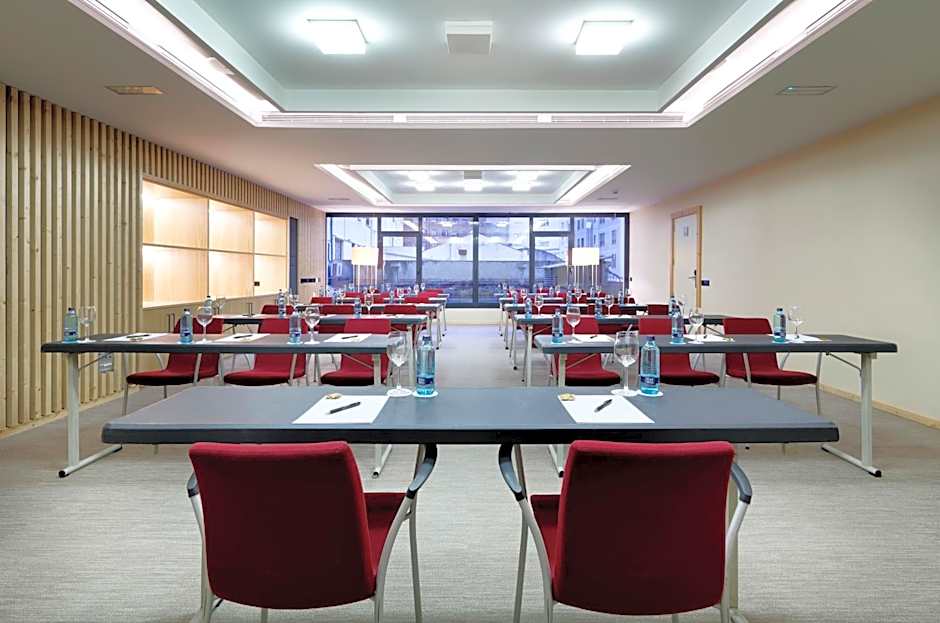 Barcelo Oviedo Cervantes