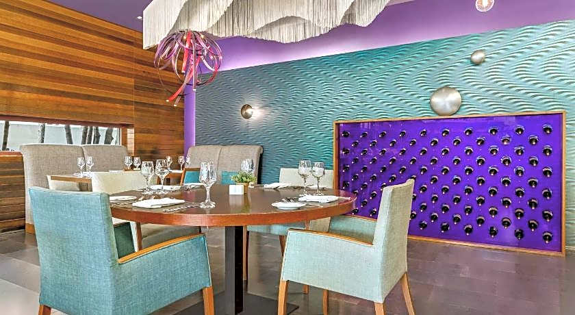 Trademark Collection By Wyndham Lazart