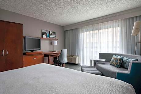Deluxe King Room with Sofa Bed