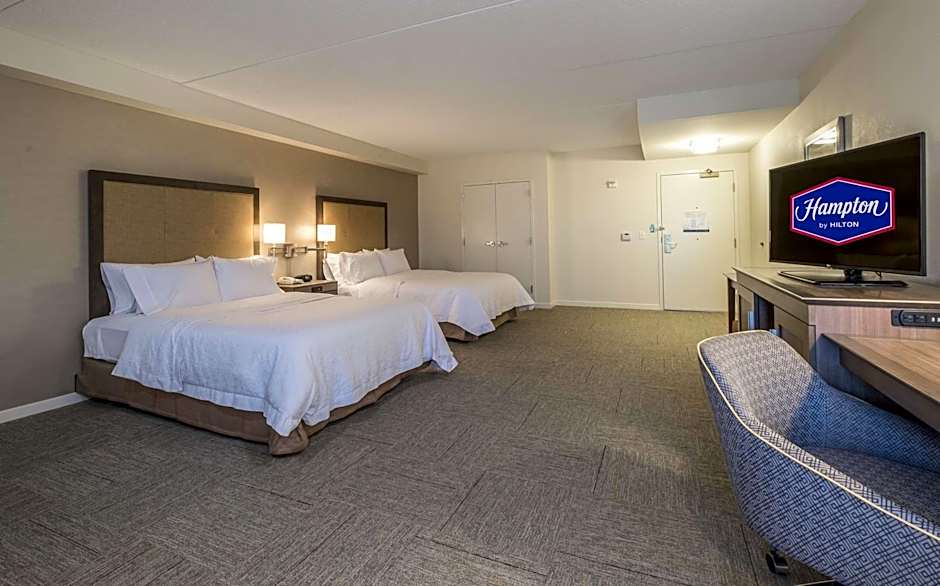 Hampton Inn By Hilton Waterville