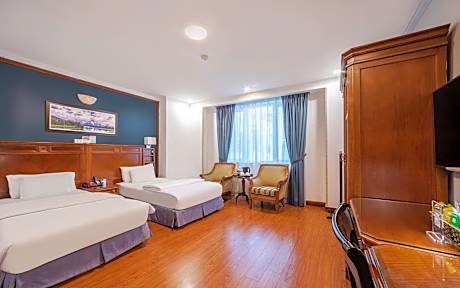 Deluxe Park View Twin Room