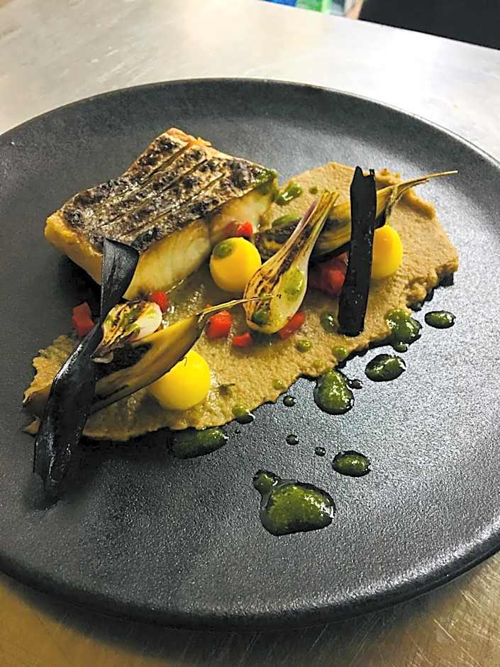 Logis Hôtel Restaurant La Châtellenie