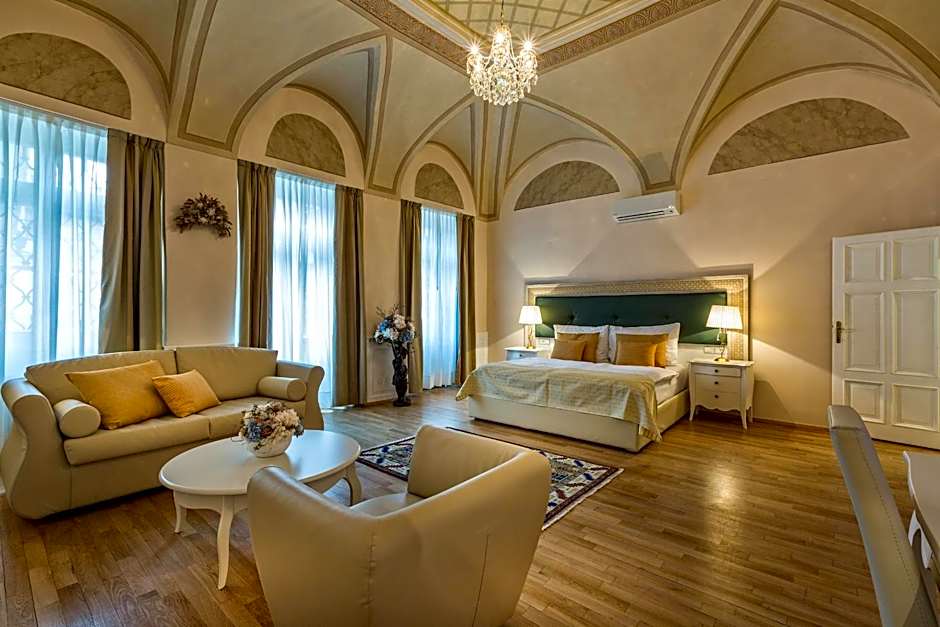 Little King Hotel U Malvaze