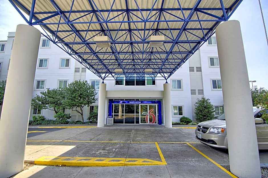 Motel 6-Portsmouth, NH