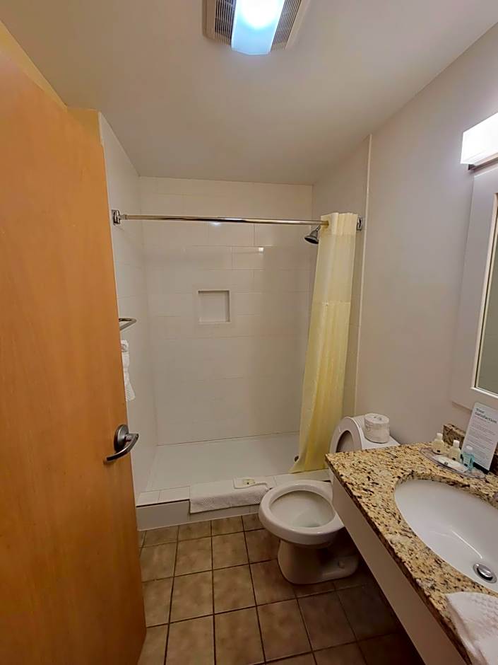 Quality Inn & Suites Prestonsburg next to Mountain Arts Center