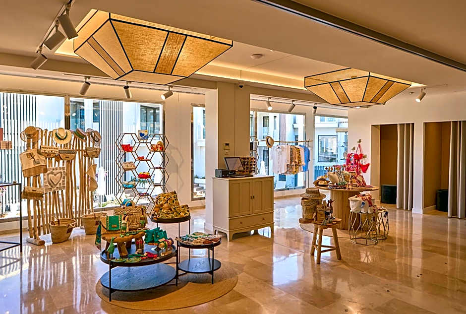 Universal Hotel Don Leon