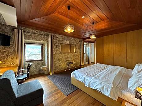 Deluxe Double or Twin Room with Spa Bath