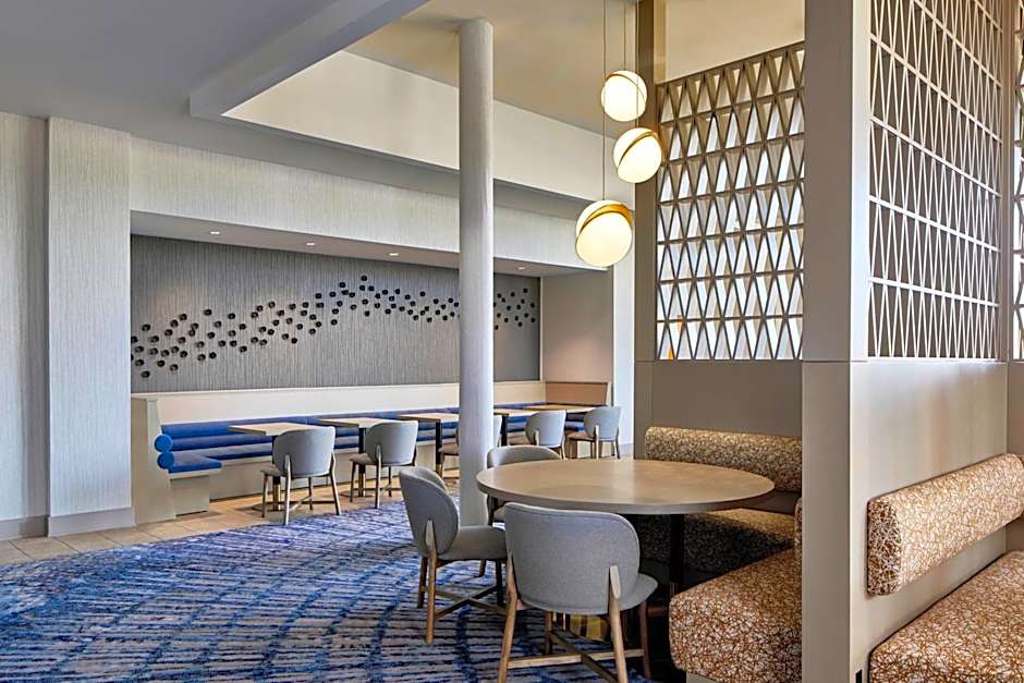 Delta Hotels by Marriott Toledo